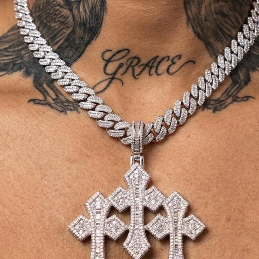 Triple Cross Pendant W 18 Mm B 7 C 7
